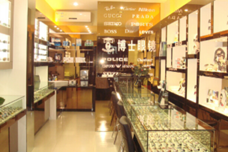 眼镜行业的新风向:品牌如何引领未来潮流?